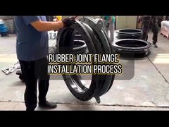 Die Gummigefäße werden zusammengebaut.