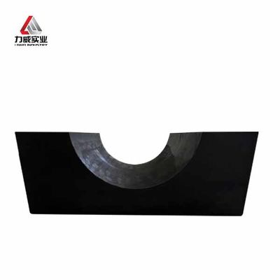 Gummiprodukte, die mit Gummi-Rohrstützen ausgekleidet sind